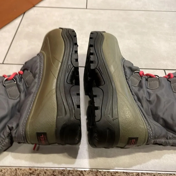 Sorel Snow Lion II woman’s green and grey waterproof and insulated boots - Picture 10 of 15